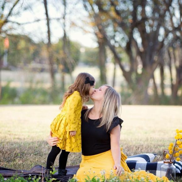 Meet your Posher, Alanna - Picture 1 of 1